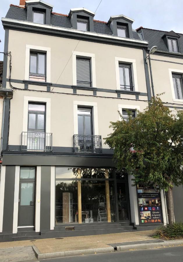Residence Les Rives Du Cher Montluçon Buitenkant foto